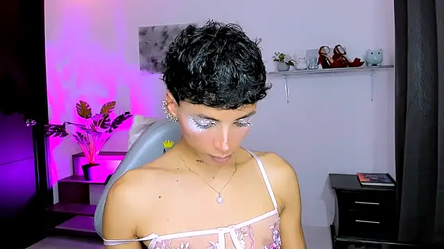 nilam valker online show from October 2025 02:17:02 AM