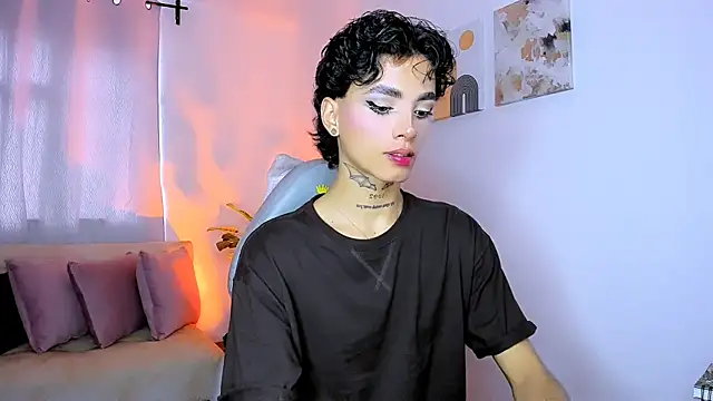 nilam valker online show from April 2026 08:31:01 PM