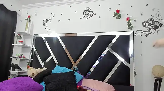 vemon room online show from February 2025 10:42:01 PM