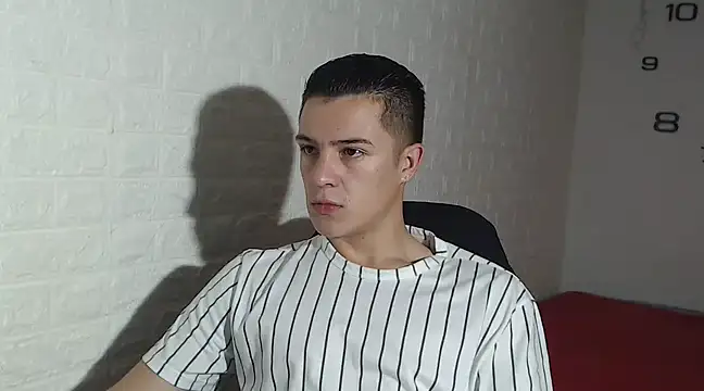 Snapshot of CamiloBeltran_ chatting on March 2025 12:51:01 PM CamiloBeltran online show from March 2025 12:51:01 PM