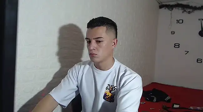 Snapshot of CamiloBeltran_ chatting on March 2025 07:35:01 PM CamiloBeltran online show from March 2025 07:35:01 PM