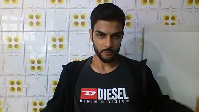 Gabrielteixeira120 online show from July 2026 01:04:01 PM