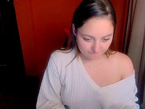 Daianna m  online show from May 2026 08:05:02 PM