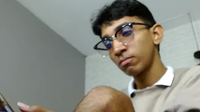 Snapshot of Martin_Linares chatting on March 2025 01:40:02 PM Martin Linares online show from March 2025 01:40:02 PM