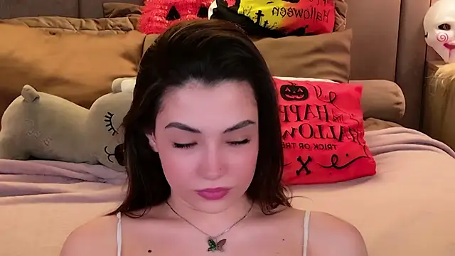 Alice Deleon online show from November 2025 11:01:02 AM