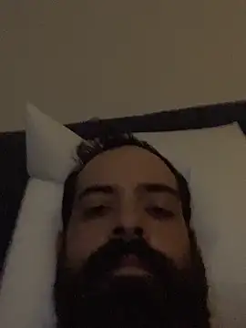 Snapshot of guccititi chatting on December 2025 04:18:02 AM guccititi online show from December 2025 04:18:02 AM