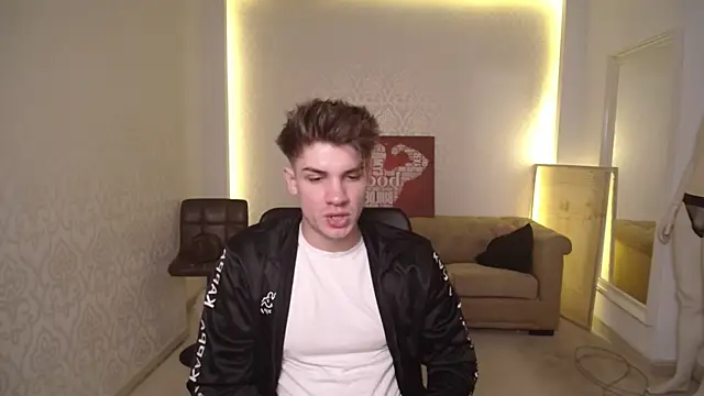 MaxKaiden online show from March 2025 05:21:02 AM