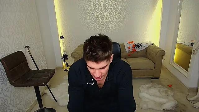 MaxKaiden online show from November 2025 05:39:01 AM