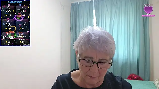 Sandra Snowflake online show from October 2025 09:29:01 AM