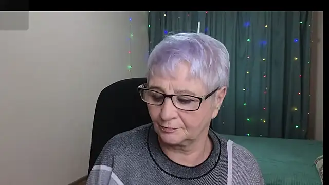 Sandra Snowflake online show from November 2025 11:32:01 AM