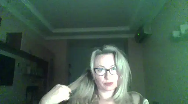 Mary888x online show from February 2025 04:20:02 PM