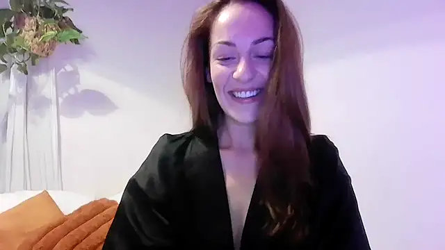 Edenfox- online show from November 2025 08:19:01 PM