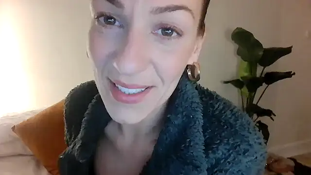 Edenfox- online show from February 2026 10:05:02 PM