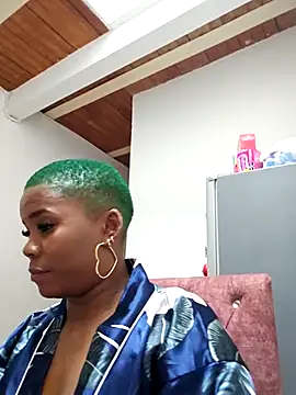 Snapshot of DashaSousaa chatting on February 2025 07:25:01 PM DashaSousaa online show from February 2025 07:25:01 PM