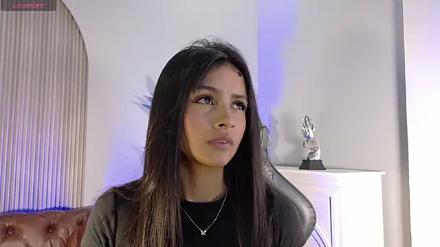 katia foxxx  online show from July 2026 05:37:02 PM