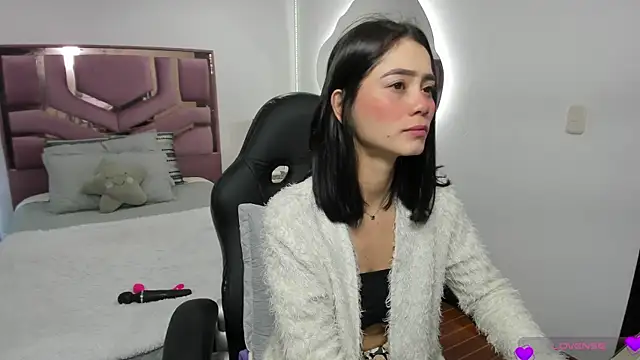 MollyCraft online show from March 2025 11:29:02 AM