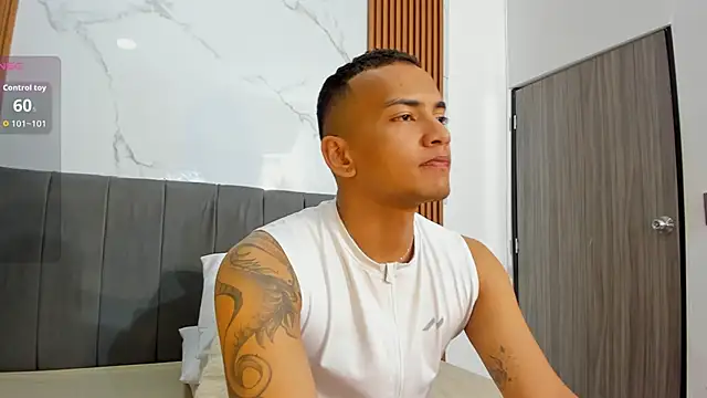 Snapshot of Rafa2004Cruz chatting on October 2025 12:01:02 PM Rafa2004Cruz online show from October 2025 12:01:02 PM