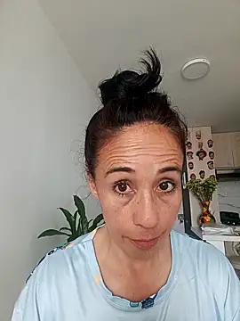 Coeur de luxure online show from November 2025 02:34:02 PM