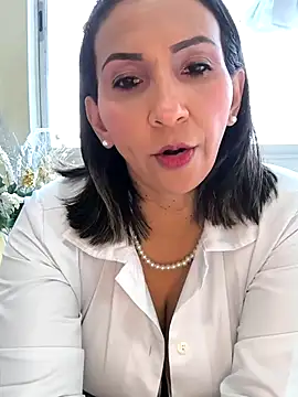 Mrsvictoriaaa online show from November 2025 06:52:01 PM