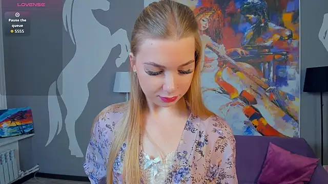 FloraBonde online show from September 2025 11:37:02 AM