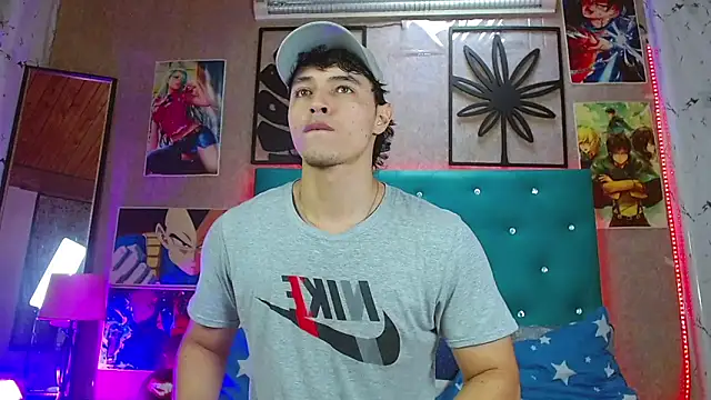 Snapshot of LiamAndrewzz chatting on November 2025 06:52:02 PM LiamAndrewzz online show from November 2025 06:52:02 PM