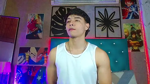 LiamAndrewzz online show from February 2026 02:59:02 AM