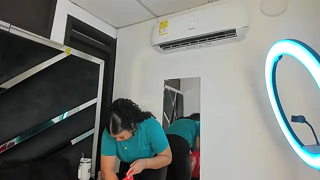 Snapshot of Rubyxht chatting on January 2026 12:42:01 PM Rubyxht online show from January 2026 12:42:01 PM