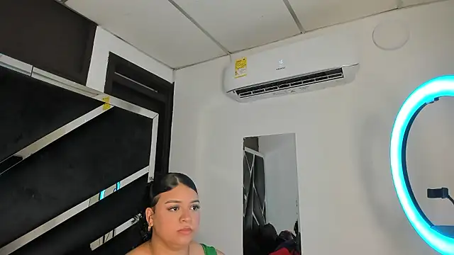 Snapshot of Rubyxht chatting on January 2026 12:42:02 PM Rubyxht online show from January 2026 12:42:02 PM