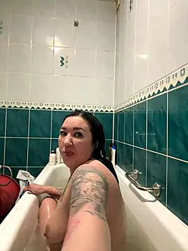 Snapshot of Naughtbaby_2025 chatting on December 2025 12:34:02 PM Naughtbaby 2025 online show from December 2025 12:34:02 PM