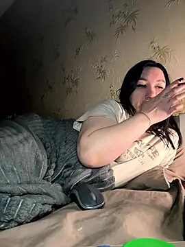 Snapshot of Naughtbaby_2025 chatting on January 2026 01:30:01 AM Naughtbaby 2025 online show from January 2026 01:30:01 AM