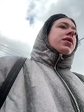 AlishaPrettyBlade online show from April 2026 06:03:01 AM