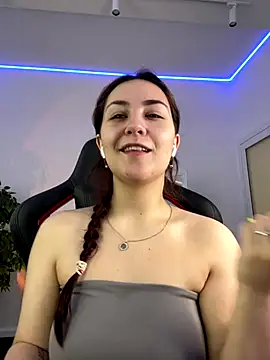 Snapshot of AshleySkott_ chatting on October 2025 08:31:02 AM AshleySkott online show from October 2025 08:31:02 AM