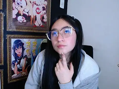 Snapshot of Arielle_lov chatting on February 2025 03:47:02 AM Arielle lov online show from February 2025 03:47:02 AM