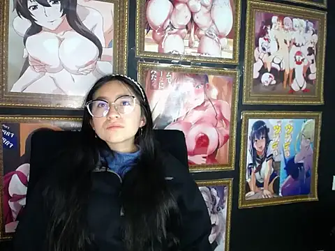 Snapshot of Arielle_lov chatting on February 2025 11:49:01 AM Arielle lov online show from February 2025 11:49:01 AM