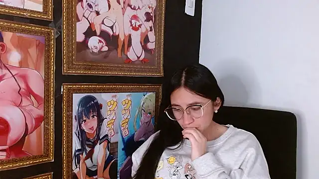 Snapshot of Arielle_lov chatting on March 2025 11:27:01 AM Arielle lov online show from March 2025 11:27:01 AM