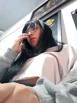 Snapshot of Arielle_lov chatting on October 2025 11:11:01 AM Arielle lov online show from October 2025 11:11:01 AM