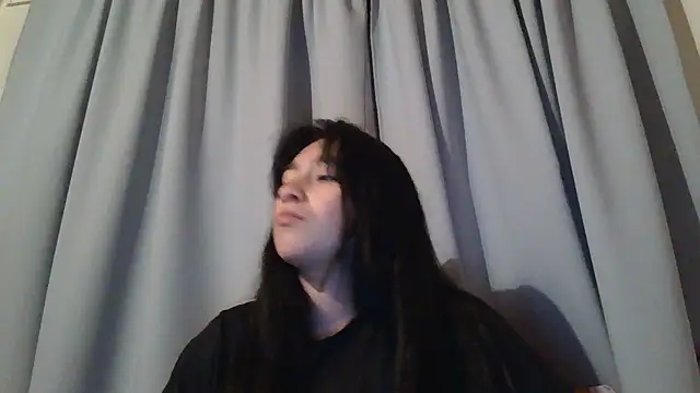 Snapshot of Arielle_lov chatting on November 2025 12:56:01 AM Arielle lov online show from November 2025 12:56:01 AM