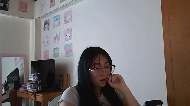 Snapshot of Arielle_lov chatting on November 2025 09:14:02 PM Arielle lov online show from November 2025 09:14:02 PM