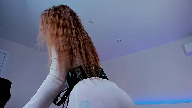 Sofia beautifuul online show from March 2025 06:05:02 AM