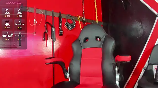 Snapshot of OnyxDiosaGotica chatting on February 2025 06:39:01 AM OnyxDiosaGotica online show from February 2025 06:39:01 AM