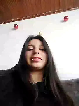 Snapshot of Nat_XxX chatting on February 2025 09:25:02 PM Nat XxX online show from February 2025 09:25:02 PM