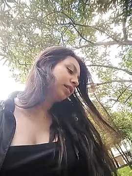 Snapshot of Nat_XxX chatting on October 2025 07:36:02 PM Nat XxX online show from October 2025 07:36:02 PM