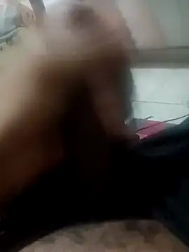 Delavia online show from February 2025 01:20:01 AM