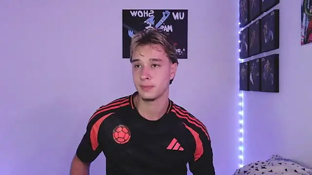 Snapshot of jack_walker190 chatting on September 2025 06:34:01 AM jack walker190 online show from September 2025 06:34:01 AM