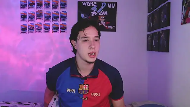 Snapshot of jack_walker190 chatting on July 2026 09:03:01 AM jack walker190 online show from July 2026 09:03:01 AM