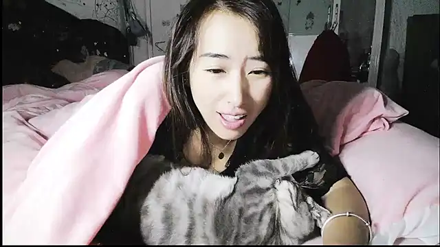 Snapshot of hebe-02 chatting on November 2025 07:45:02 PM hebe-02 online show from November 2025 07:45:02 PM