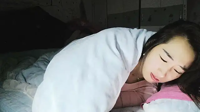 Snapshot of hebe-02 chatting on November 2025 02:39:02 PM hebe-02 online show from November 2025 02:39:02 PM