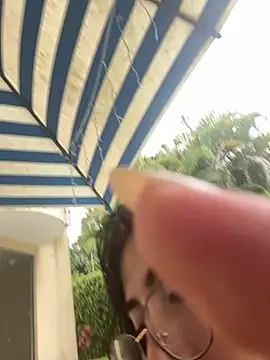 Snapshot of Alice_surprise chatting on March 2025 09:09:02 PM Alice surprise online show from March 2025 09:09:02 PM