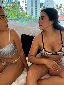 Snapshot of Alice_surprise chatting on October 2025 09:11:01 PM Alice surprise online show from October 2025 09:11:01 PM