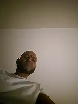 Snapshot of Mrnutella chatting on March 2025 05:29:02 AM Mrnutella online show from March 2025 05:29:02 AM